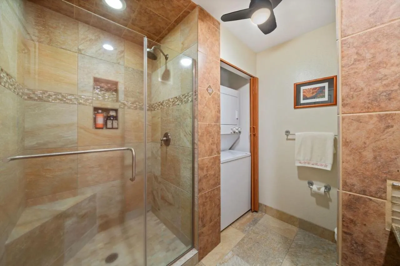 Kona Surf & Racquet 1-305 By Casago Kona - Luxury Oceanfront & Fun Villa Kailua-Kona