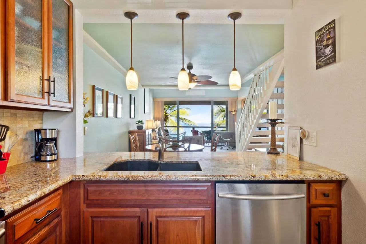Kona Surf & Racquet 1-305 By Casago Kona - Luxury Oceanfront & Fun Villa Kailua-Kona
