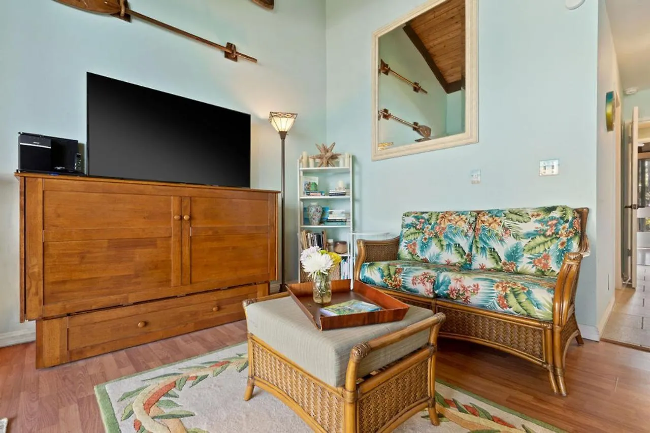 Semesterbostad Kona Surf & Racquet 1-305 By Casago Kona - Luxury Oceanfront & Fun Villa Kailua-Kona
